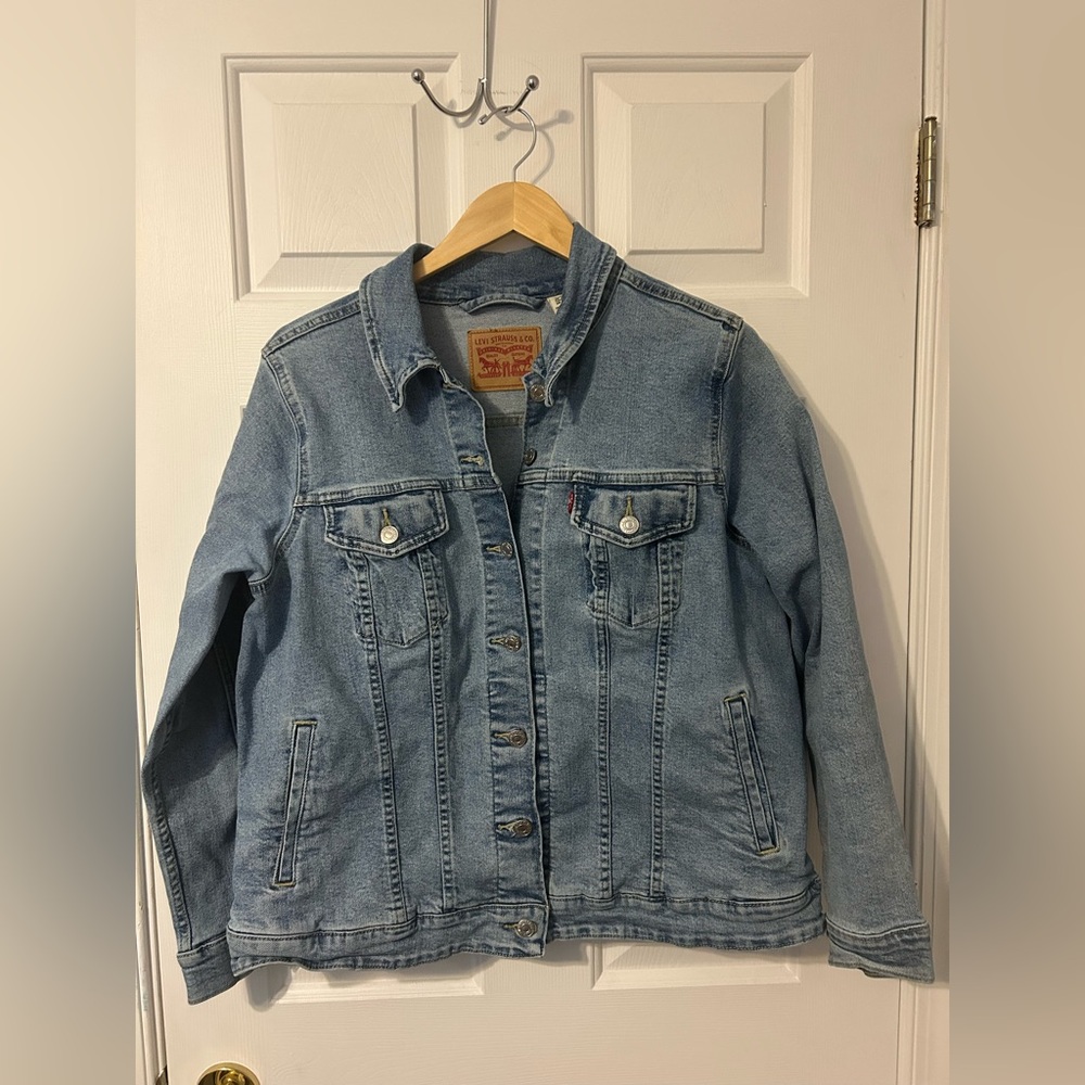 Levi’s Classic Trucker Jacket